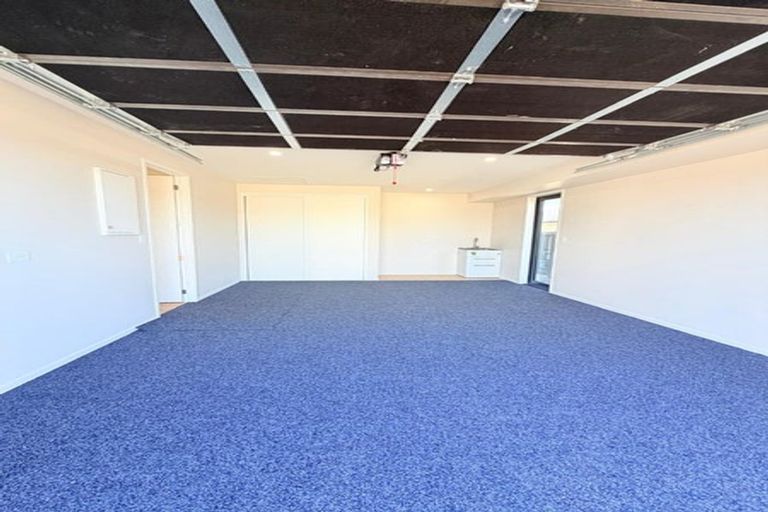 Photo of property in 8 Hunia Place, Yaldhurst, Christchurch, 8042
