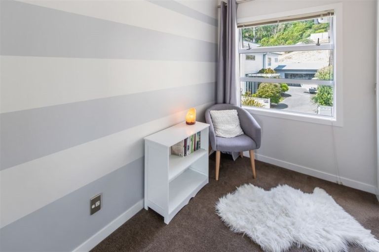 Photo of property in 48a Winsley Terrace, Churton Park, Wellington, 6037