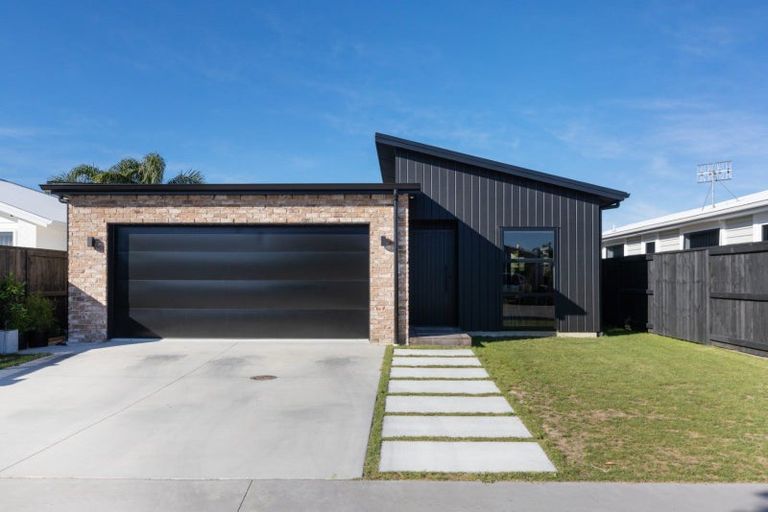 Photo of property in 17 Maara Close, Papamoa Beach, Papamoa, 3118