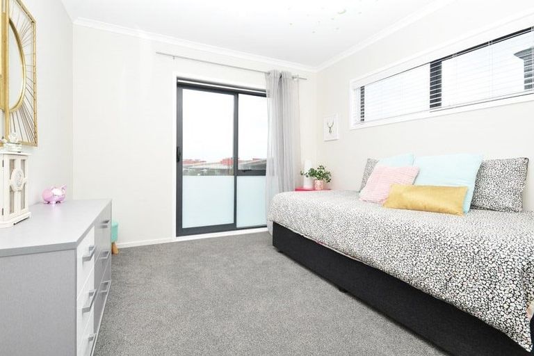 Photo of property in 168 Hobsonville Point Road, Hobsonville, Auckland, 0616