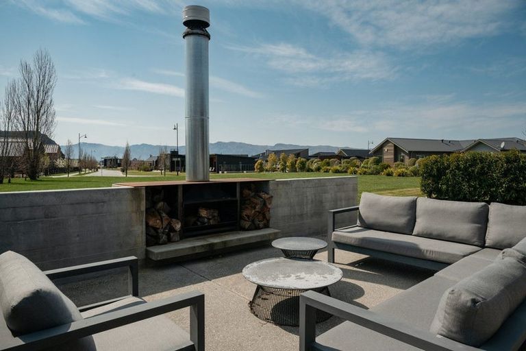 Photo of property in 24 Mountain View Drive, Wanaka, 9382