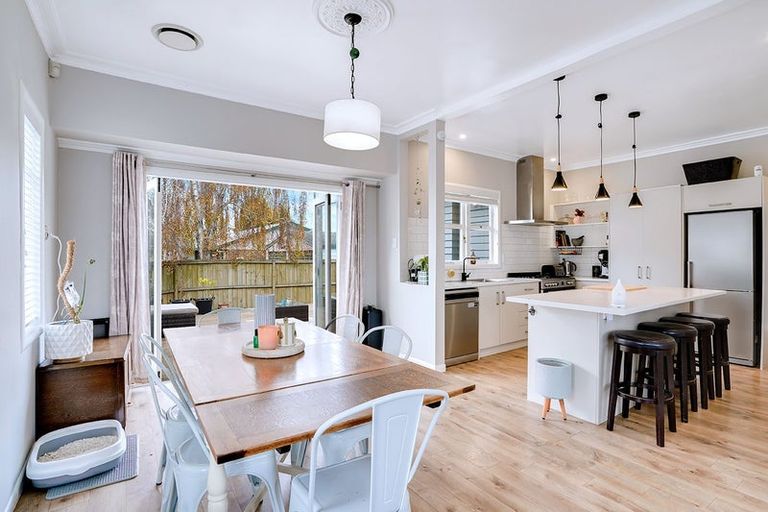 Photo of property in 340 Peachgrove Road, Fairfield, Hamilton, 3214