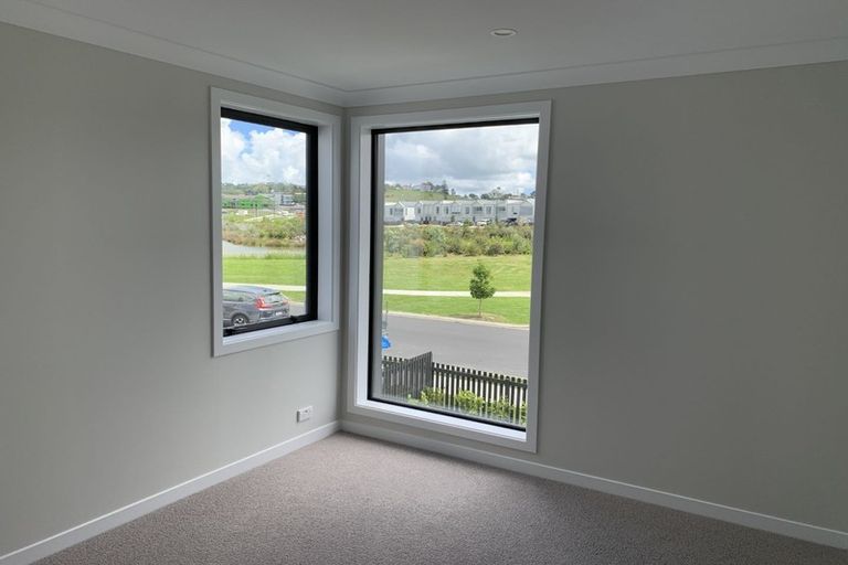 Photo of property in 19 Koura Drive, Red Beach, 0932