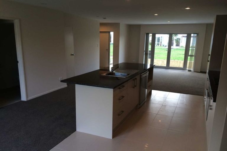 Photo of property in 60 Kuaka Drive, Takanini, 2112