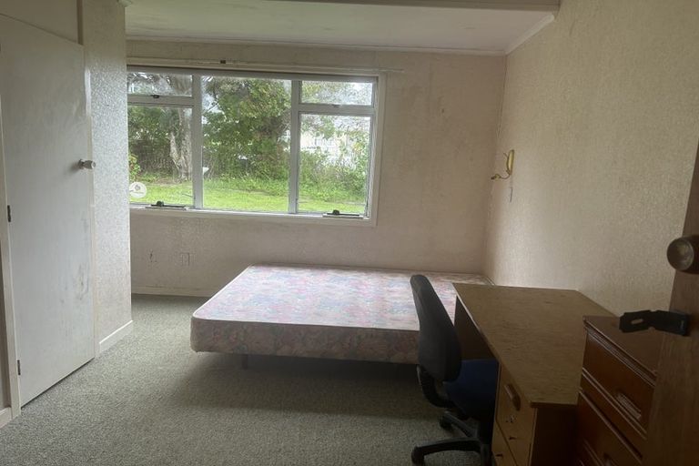 Photo of property in 15 Lewis Road, Pakuranga, Auckland, 2010