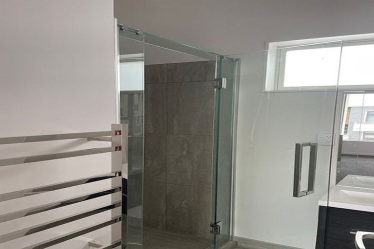 Photo of property in 5/30 Pirie Street, Mount Victoria, Wellington, 6011