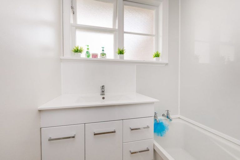 Photo of property in 141 Rugby Street, Awapuni, Palmerston North, 4412