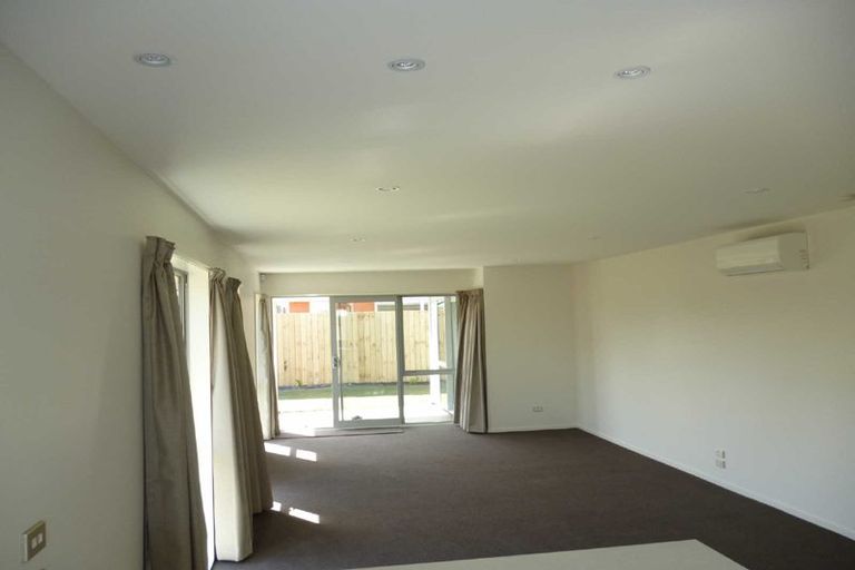 Photo of property in 6 Jefferson Close, Halswell, Christchurch, 8025