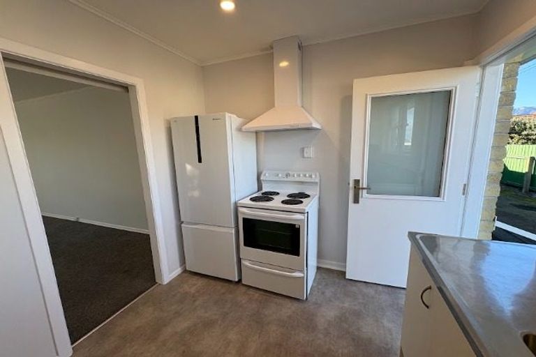 Photo of property in 132 Martin Street, Wallaceville, Upper Hutt, 5018