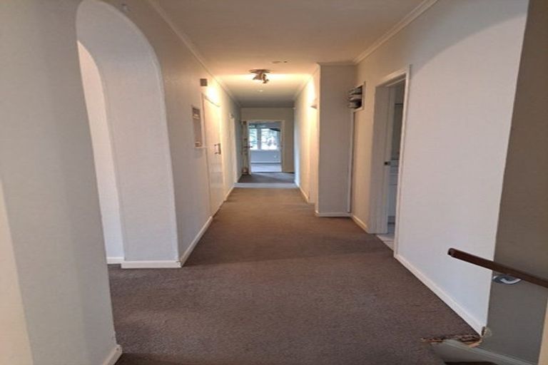 Photo of property in 280 Great South Road, Papakura, 2110