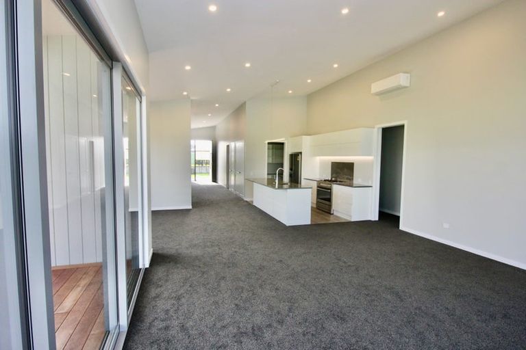 Photo of property in 5 Kahu Crescent, Whitianga, 3510