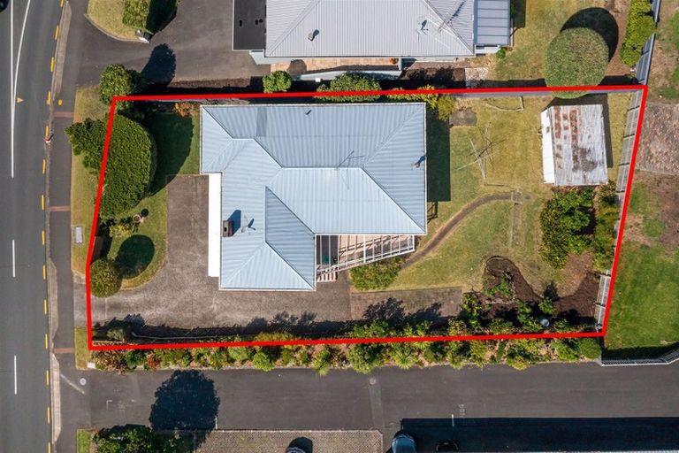 Photo of property in 192 Hurstmere Road, Takapuna, Auckland, 0622