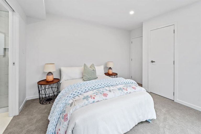Photo of property in 1/591a East Coast Road, Browns Bay, Auckland, 0632