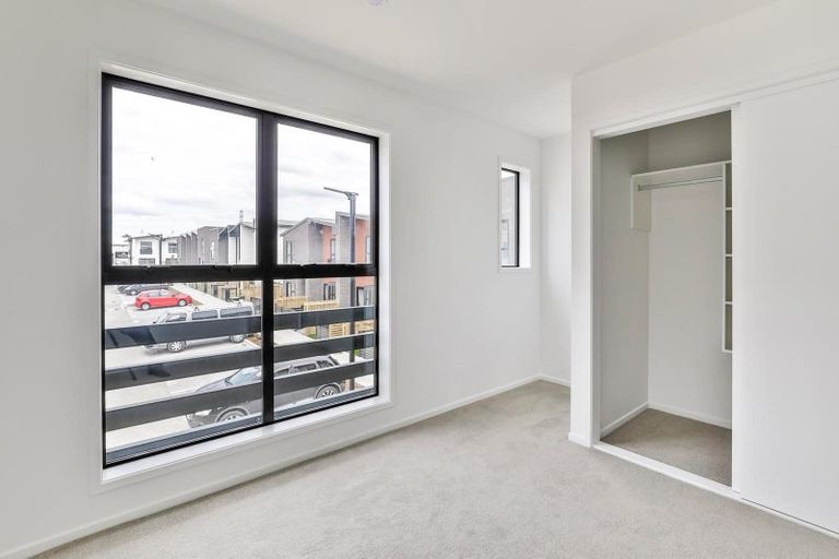 Photo of property in 150b Mcleod Road, Te Atatu South, Auckland, 0610