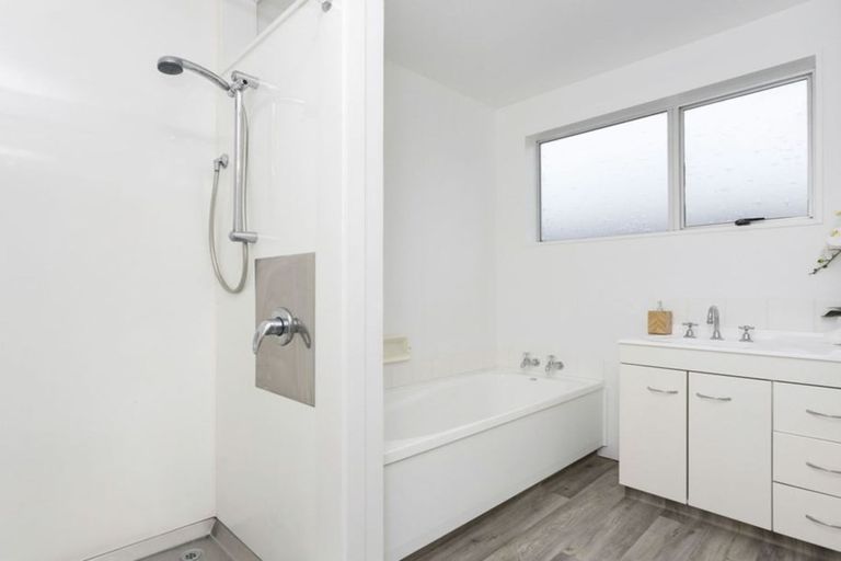 Photo of property in 8 Ashwood Street, Parklands, Christchurch, 8083