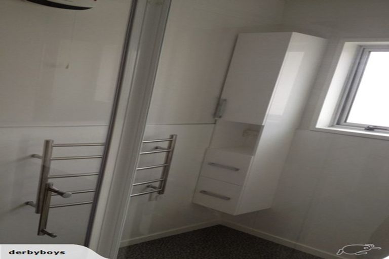 Photo of property in 1/12 Keoghs Lane, St Albans, Christchurch, 8014