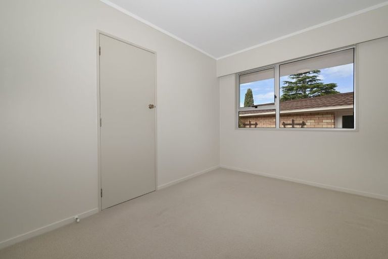 Photo of property in 104 Hinewa Road, Otumoetai, Tauranga, 3110