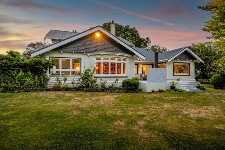 Photo of property in 49 Waihi Road, Hawera, 4610
