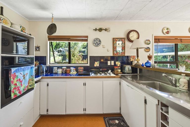 Photo of property in 1/24 Everard Avenue, Army Bay, Whangaparaoa, 0930