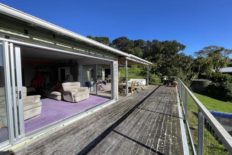 Photo of property in 57 Seaview Road, Piha, New Lynn, 0772