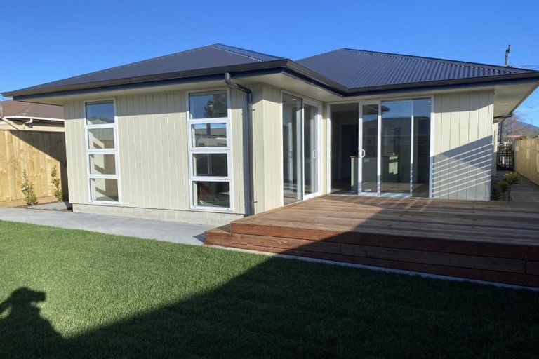 Photo of property in 239a Huatoki Street, Upper Vogeltown, New Plymouth, 4310