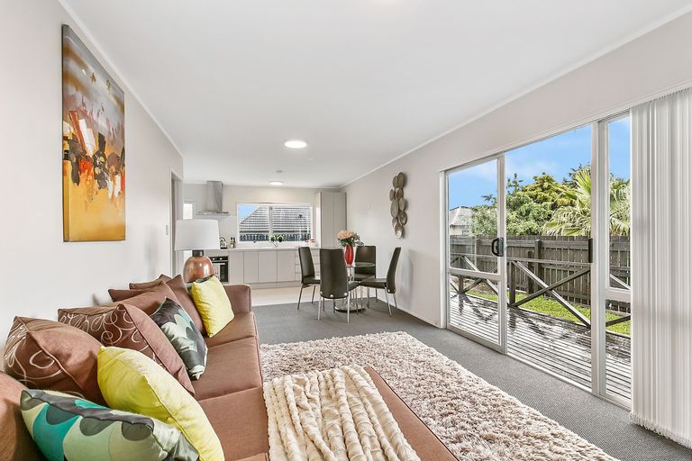 Photo of property in 2/22 Bingara Place, Favona, Auckland, 2024