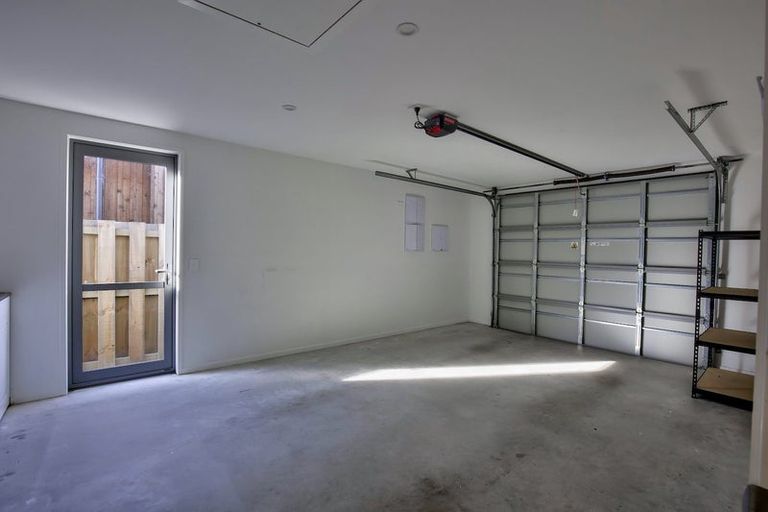 Photo of property in 1 Huxley Place, Lake Hayes, Queenstown, 9304