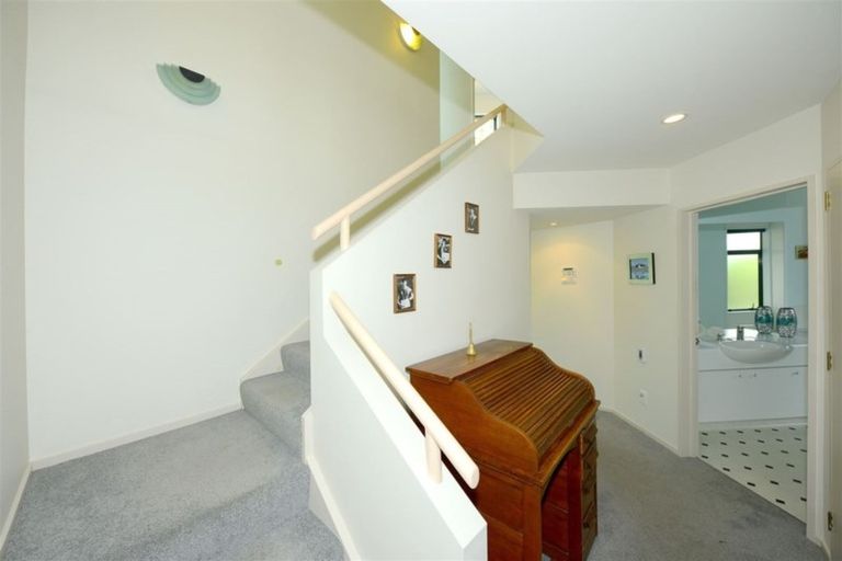 Photo of property in 19 Waiwetu Street, Fendalton, Christchurch, 8052