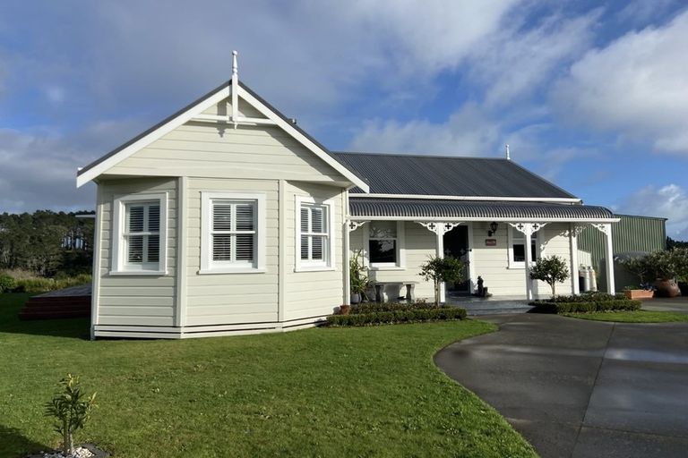 Photo of property in 200 Egmont Road, Hillsborough, New Plymouth, 4372