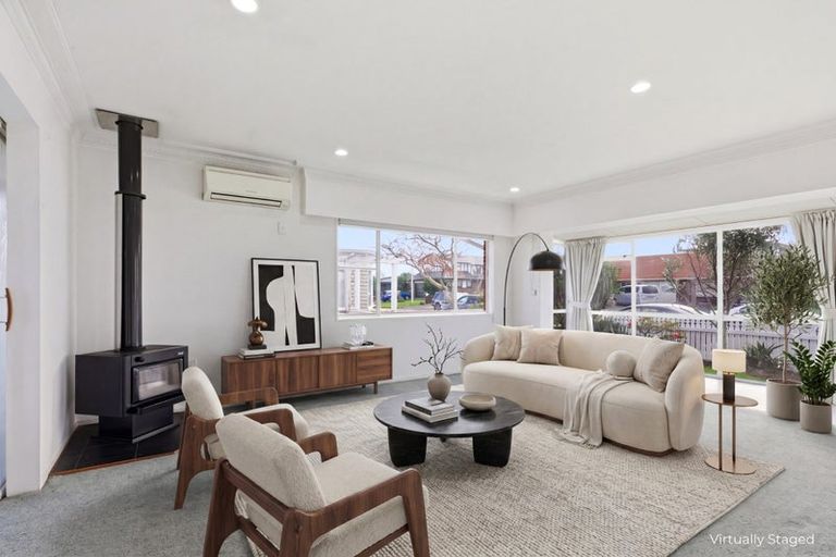 Photo of property in 4 Tupaea Place, Otumoetai, Tauranga, 3110