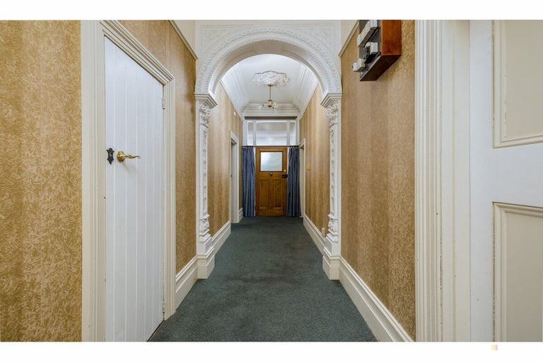 Photo of property in 30 Rhodes Street, Waimate, 7924