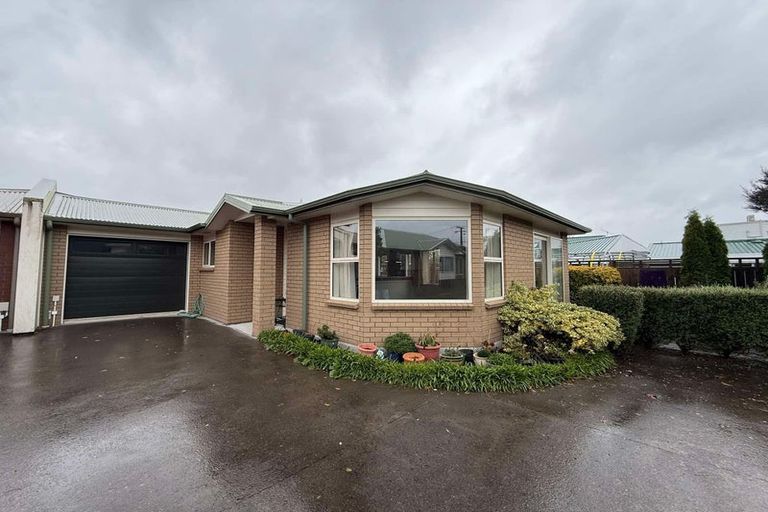 Photo of property in 18 Sinclair Street, Ebdentown, Upper Hutt, 5018