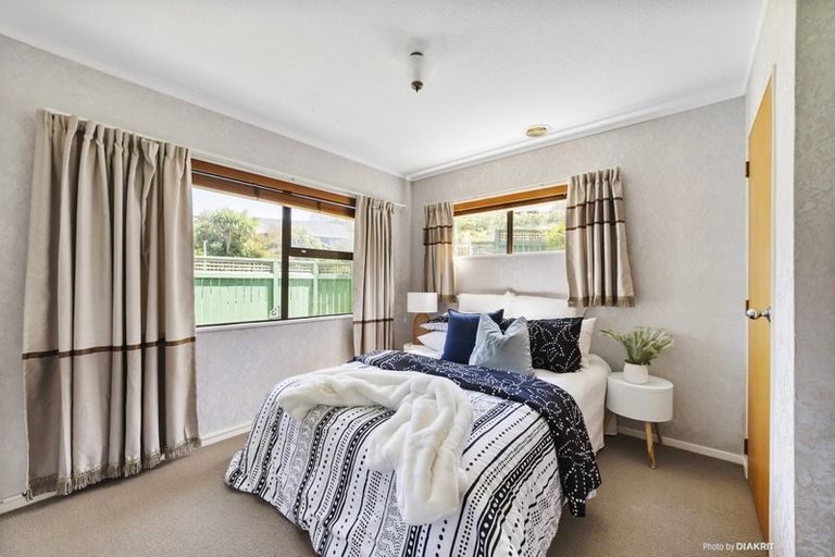 Photo of property in 76 Cortina Avenue, Johnsonville, Wellington, 6037