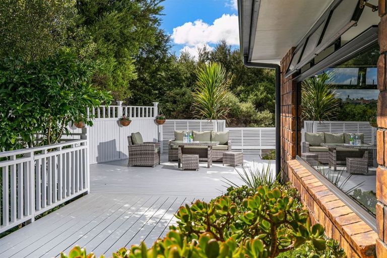 Photo of property in 4 Clapton Place, Henderson, Auckland, 0612