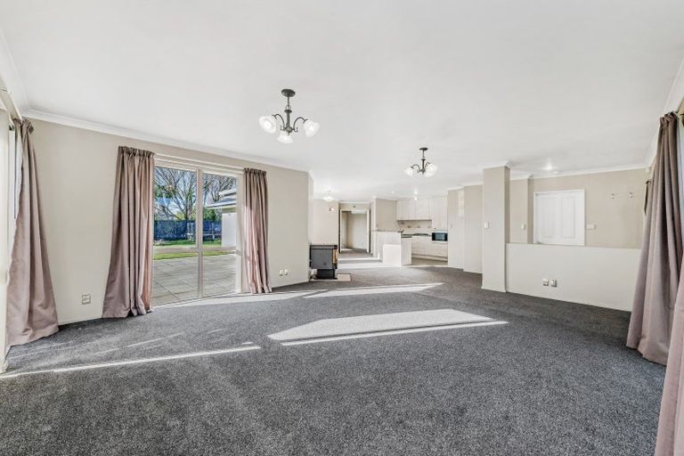 Photo of property in 15 Rembrandt Drive, Rolleston, 7614