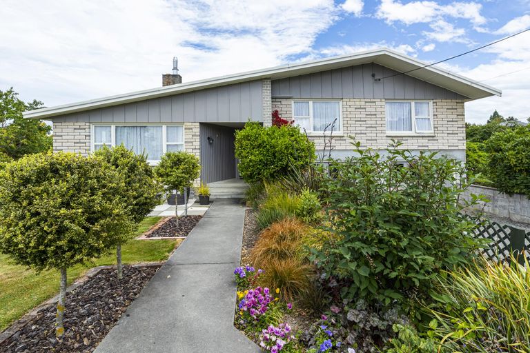 Photo of property in 22 Huffey Street, Geraldine, 7930