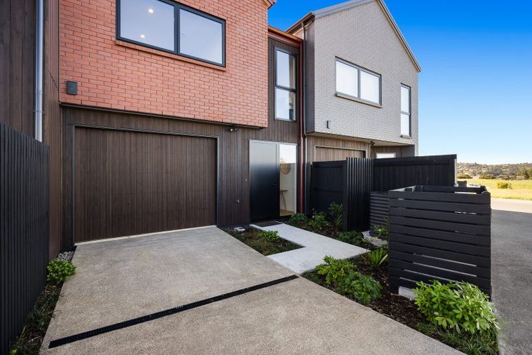 Photo of property in 26 Campbell Place, Marton, 4710