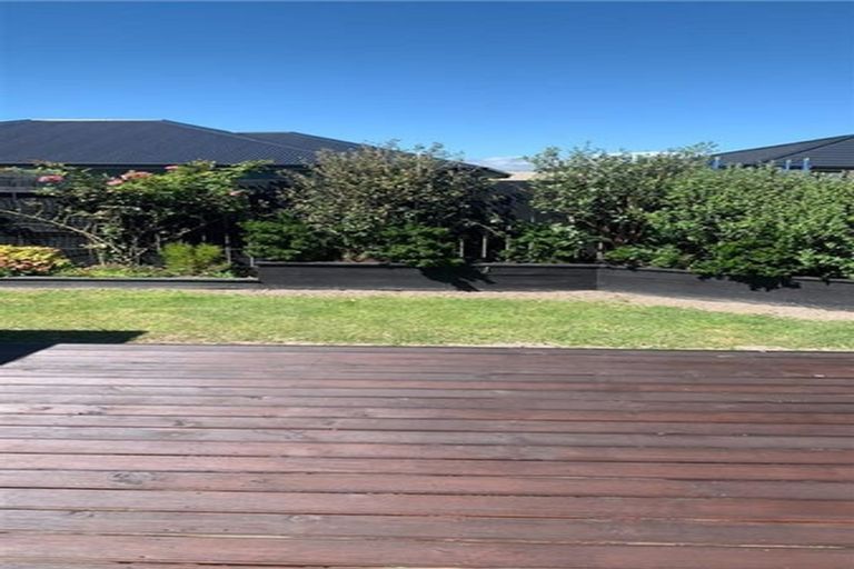 Photo of property in 21b Chestnut Close, Kelvin Grove, Palmerston North, 4414