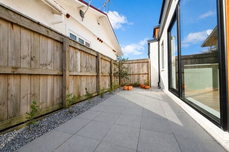Photo of property in 81b Hautana Street, Woburn, Lower Hutt, 5010