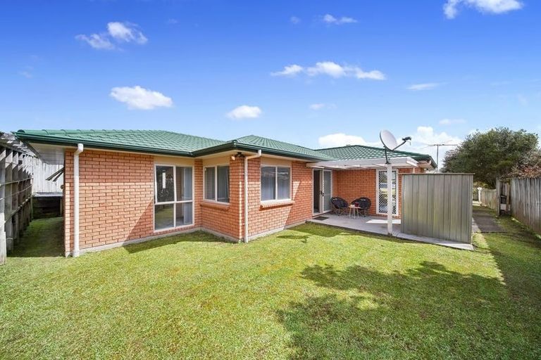 Photo of property in 8 Edingale Court, Flat Bush, Auckland, 2019
