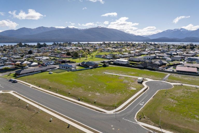 Photo of property in 43 Govan Drive, Te Anau, 9600