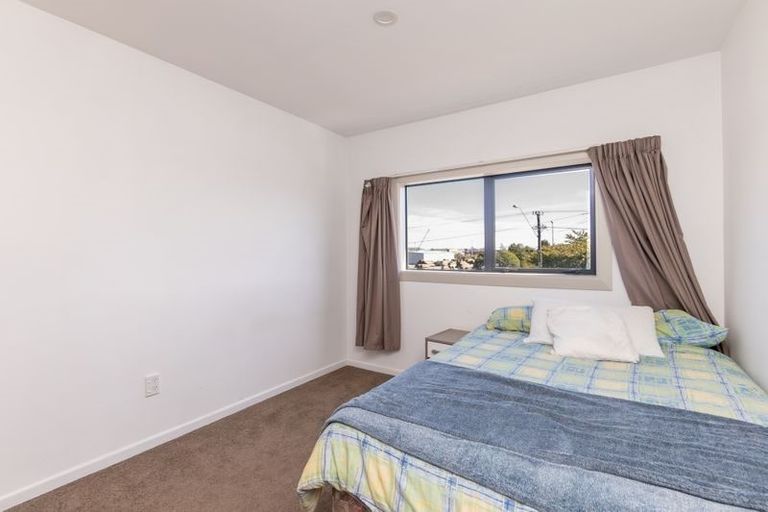 Photo of property in 195 Springs Road, Hornby, Christchurch, 8042