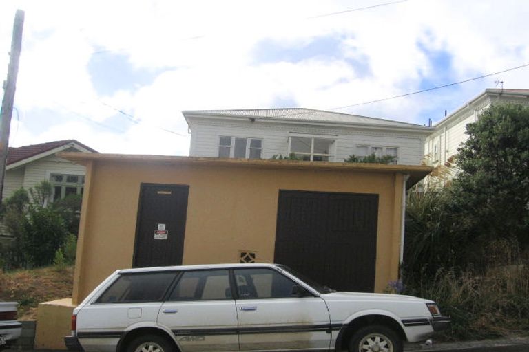 Photo of property in 27a Tanera Crescent, Brooklyn, Wellington, 6021