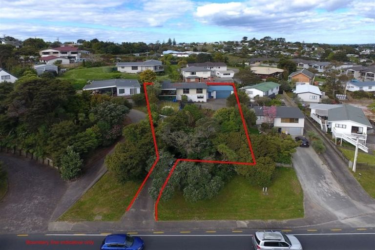 Photo of property in 328 Whangaparaoa Road, Stanmore Bay, Whangaparaoa, 0932