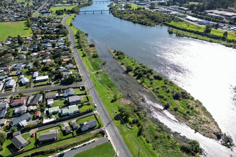 Photo of property in 98a Riverview Road, Huntly, 3700