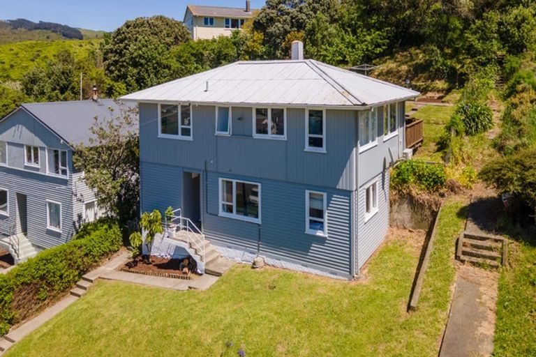 Photo of property in 11 Arene Grove, Titahi Bay, Porirua, 5022