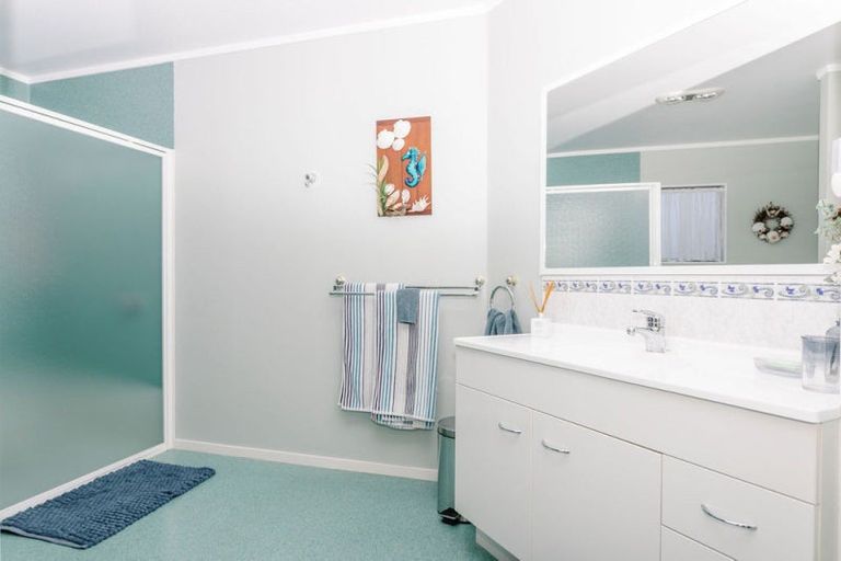 Photo of property in 3 James Street, Dannevirke, 4930