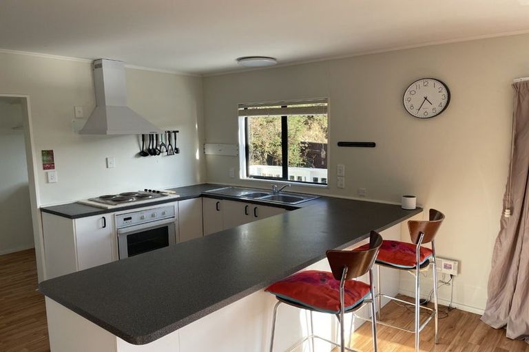 Photo of property in 8a Parsons Glen, Karori, Wellington, 6012
