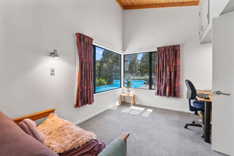 Photo of property in 62 Sunglo Terrace, Otaki, 5512