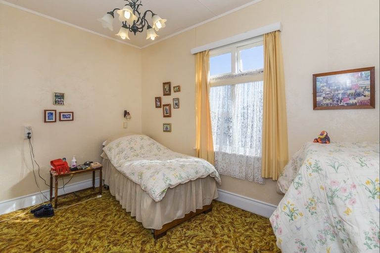 Photo of property in 28 Durham Street, Levin, 5510